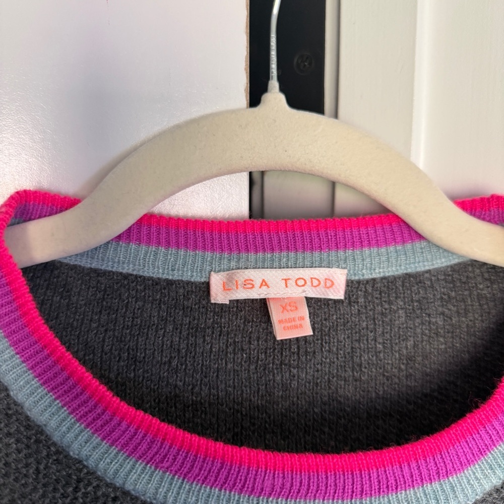 Lisa Todd Gray Sweater Crewneck Pink Blue Trim Button Cotton Cashmere - Picture 3 of 7